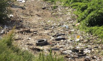 Akcija čišćenje otpada iz korita rijeke Bistrice uzvodno od mosta Perunovića