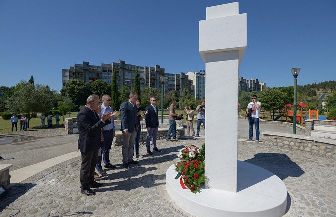 Liberalna partija odala poštu civilnim žrtvama ratova '90-ih