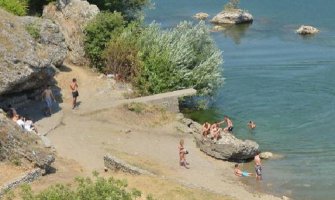  Rus spasio dječaka sigurne smrti na Momišićkoj plaži u Podgorici