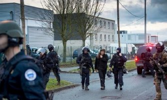 Francuska: Policija oslobodila taoce