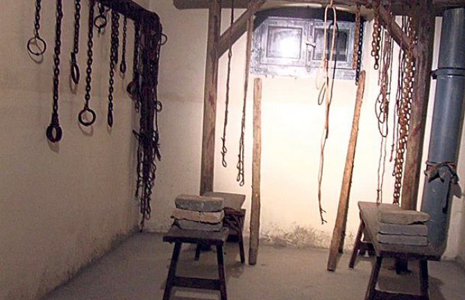 U Kini pritvoreno 11 britanskih turista