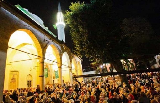 Danas Ramazanski Bajram, kraj posta