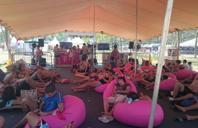 Popularna “T Surf & Chill” zona na Sea Dance festivalu