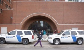 Uhapšena dva tinejdžera nakon što je pet rođaka pronađeno mrtvo u kući