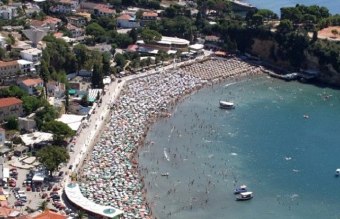 Nema kupanja na Maloj plaži: Kvalitet vode van propisanog kvaliteta