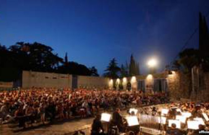 Odložena manifestacija