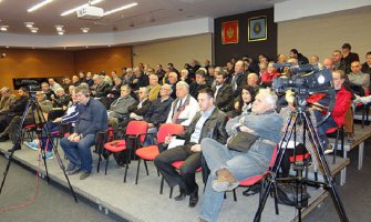 Naše ognjište: Spriječena otimačina, čestitamo!