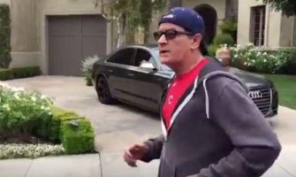 Samo 20 sekundi mu je bilo dovoljno da pokaže da je najveća faca u Holivudu