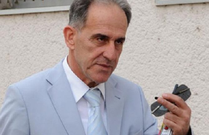 Piperović: U Abazovićevoj torbi sigurno nema dokaza koji bi implicirali hapšenje onih koje je optužio