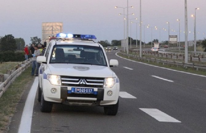 Lančani sudar kod Velike Plane, dvoje djece poginulo, 10 putnika povrijeđeno