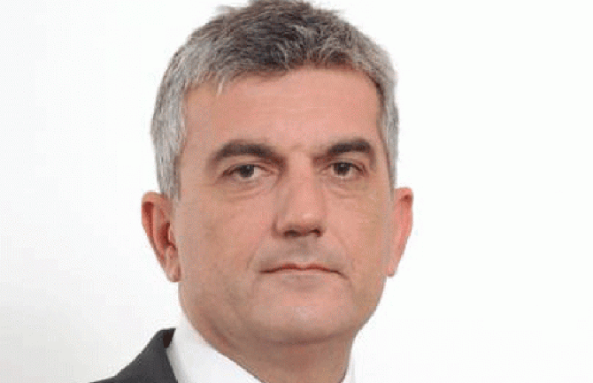 Bojanić: Tuponja juče pobjegao sa sjednice odbora, danas potpisuje tuđe saopštenje