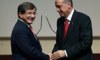 Davutoglu zvanično vratio mandat Erdoganu