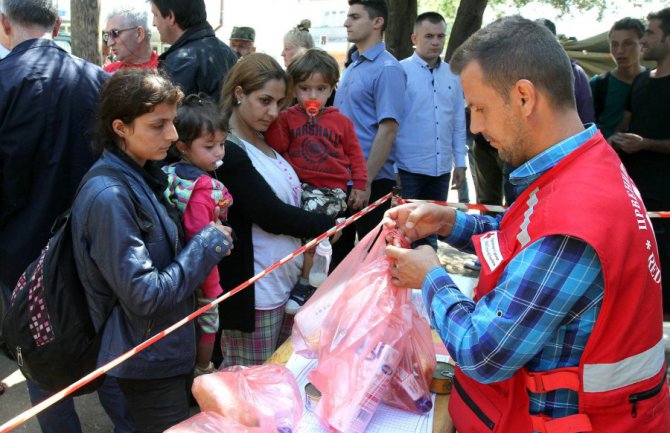 Još 3 hiljade migranata stiglo u Preševo