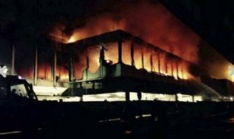 Gori pozorište: Četiri vatrogasca i jedna osoba povrijeđeni