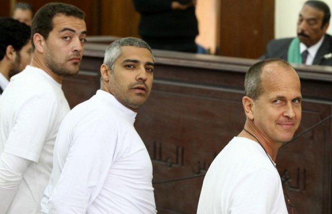 Sud u Kairu osudio novinare Al Džazire na po tri godine zatvora