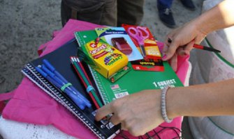 Sakupljanje pomoći za đake u Podgorici , Budvi I Kotoru