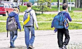 Podgorica: Besplatni udžbenici za prvake