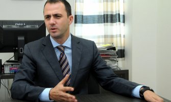 Vlada razriješila Aleksandra Tičića na njegov zahtjev