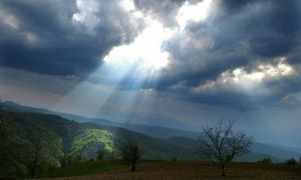 Danas toplije i uglavnom suvo