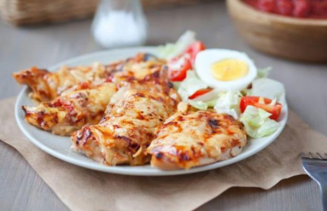 Sočna piletina sa parmezanom