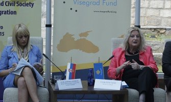 Srbijanskoj ministarki Joksimović zasmetala zastava Kosova u Budvi