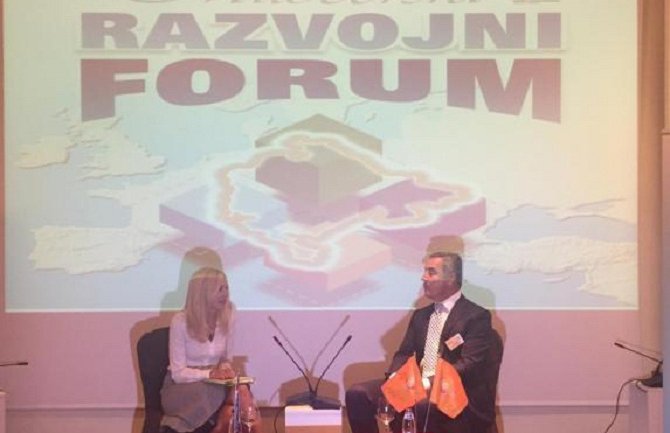 Nasilno neće biti dozvoljeno nikome da djeluje u Crnoj Gori