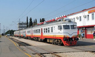 U vozu do Bara uskoro i stjuardesa