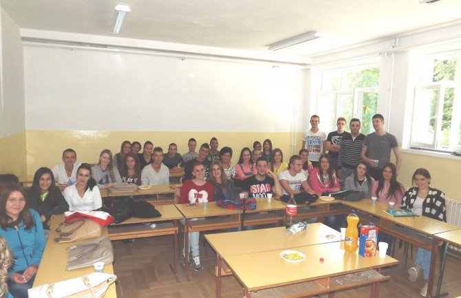 Motivacionim radionicama prisustvovalo oko 350 srednjoškolaca
