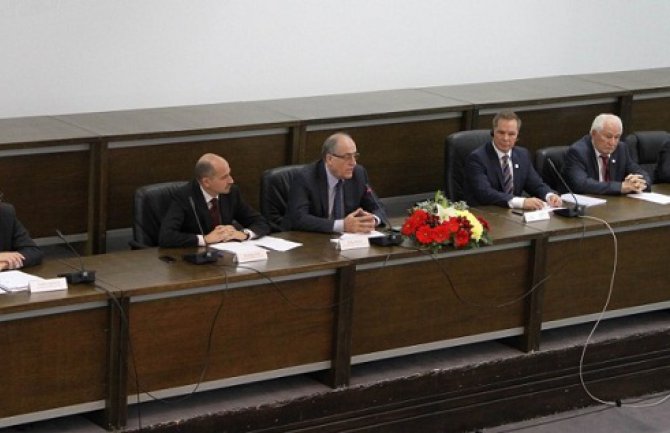 Roćen: Ispunjeni svi uslovi za članstvo u NATO