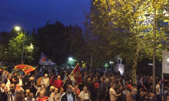 Hiljadu ljudi na protestu u Podgorici