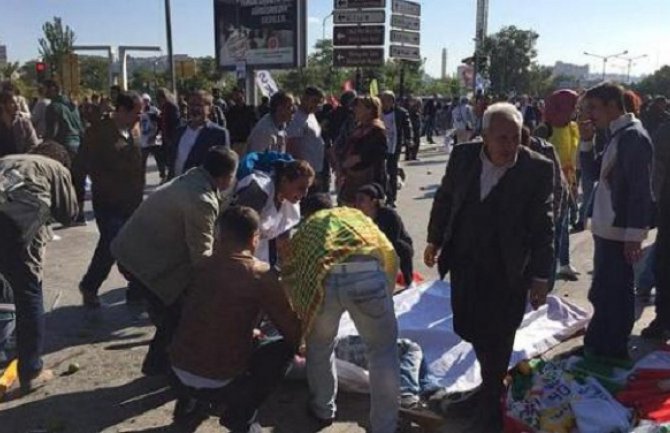 Saučešće Turskoj izjavili Vujanović i Lukšić