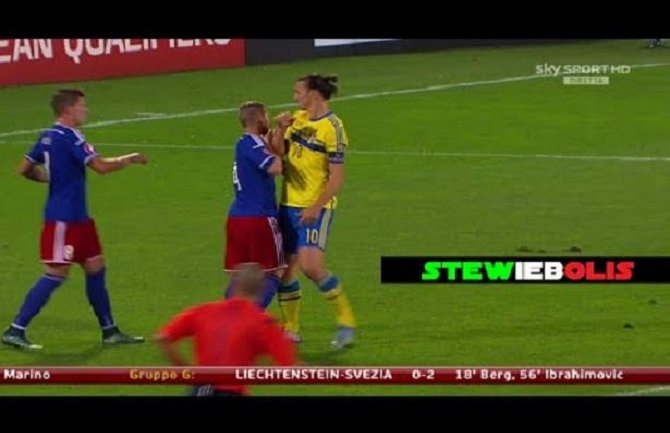 Ibrahinović promašio penal i udario protivnika! (Video)