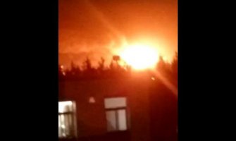 Tjencin: Snažna eksplozija u skladištu alkohola ( VIDEO)