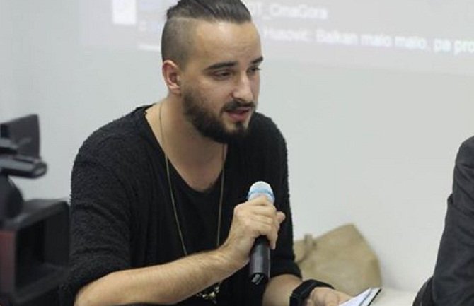 Husović : LGBT osobe zaslužuju ravnopravnost i bezbjednost
