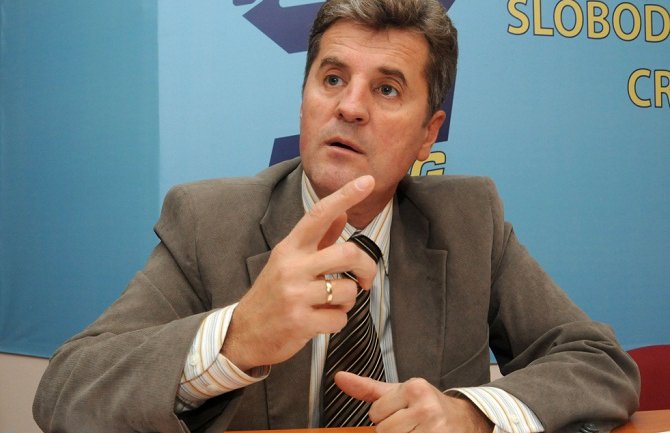 Keković: Svi radimo za vrijeme državnog praznika