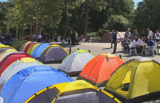 Nećemo dozvoliti šatore ispred Skupštine 