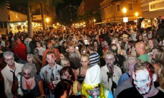 Zombi festival se pretvorio u krvoproliće: Jedna osoba poginula, 20.000 učesnika u panici (VIDEO)