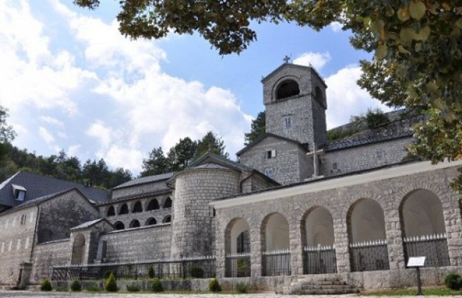 MCP: Lažni crkveni profili na društvenim mrežama obmanjuju javnost