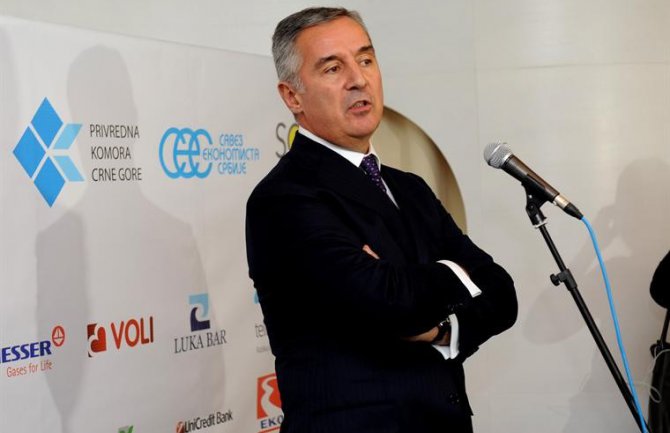 Đukanović ima „vjeru“ u svoju politiku i spreman je da se bori za nju