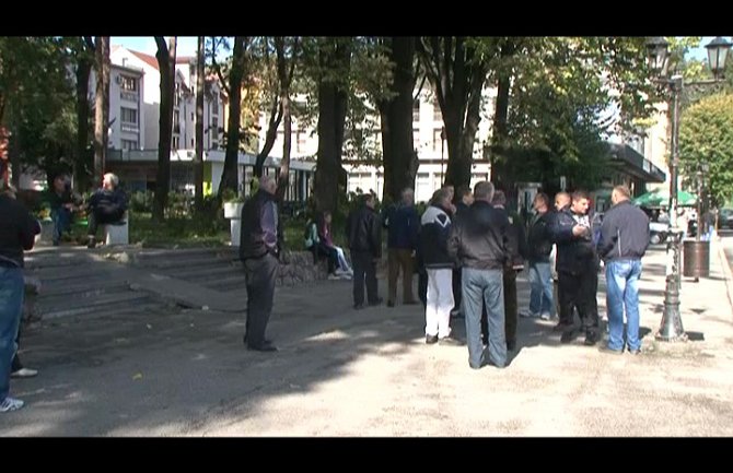 Građani Bijelog Polja, i drugih opština sa sjevera krenuli na protest(FOTO)