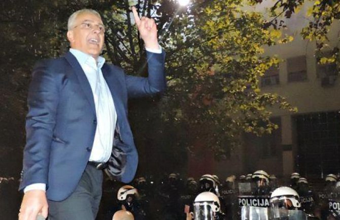 Da li je vlast  hapšenjem spasila Vojvodu?