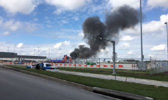 Zapalio se avion, nekoliko povrijeđenih