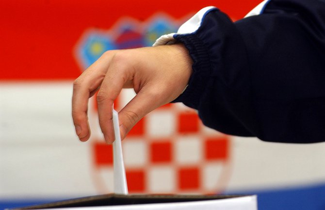 Hrvatska: HDZ-ovoj koaliciji 63, SDP-ovoj 52 mjesta u Saboru