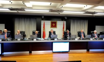 Vlada smanjuje krizni porez na 11%