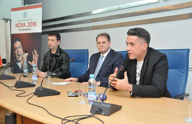 Veličanstven novogodišnji doček uz koncerte Željka i Harija