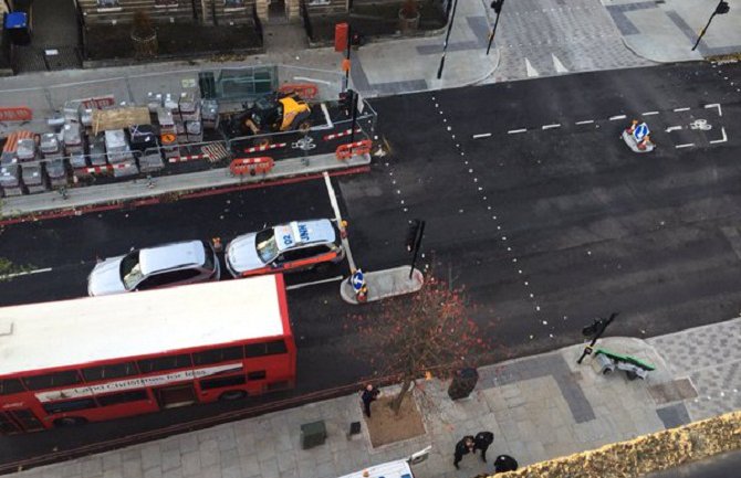 Policija blokirala dio Londona, tri osobe uhapšene