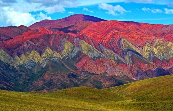 Hornokal - Očaravajuća šarena planina (FOTO)