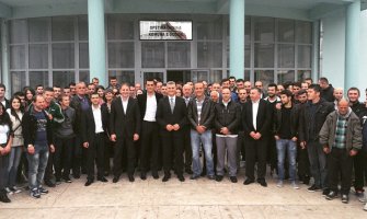 Obezbijediti funkcionisanje lokalne skupštine ili raspisati izbore