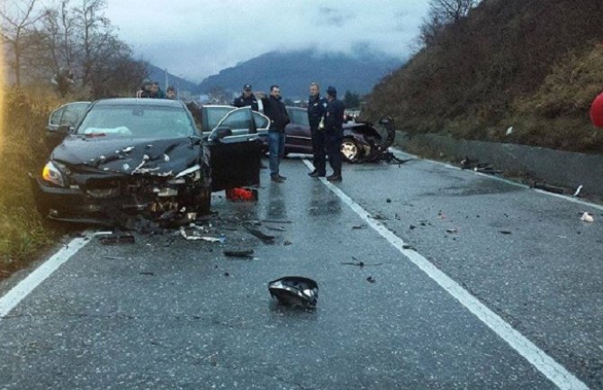 Udes na  putu Rožaje-Berane, dvije osobe lakše povrijeđene(FOTO)