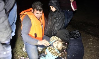 UZNEMIRUJUĆE FOTOGRAFIJE: Šestoro djece se utopilo kod turske obale